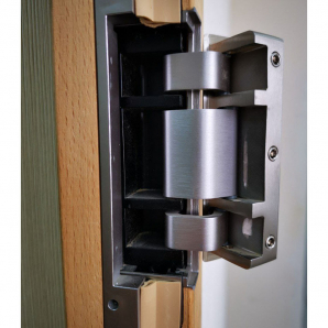 Двери DoorWood Flash Royal, стекло прозрачное, коробка ольха